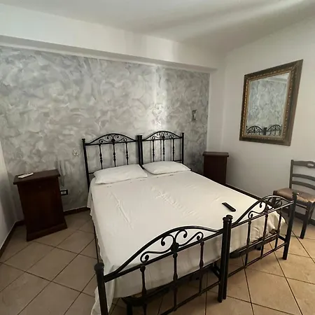 Do Ziu Michele Bed & Breakfast Montallegro